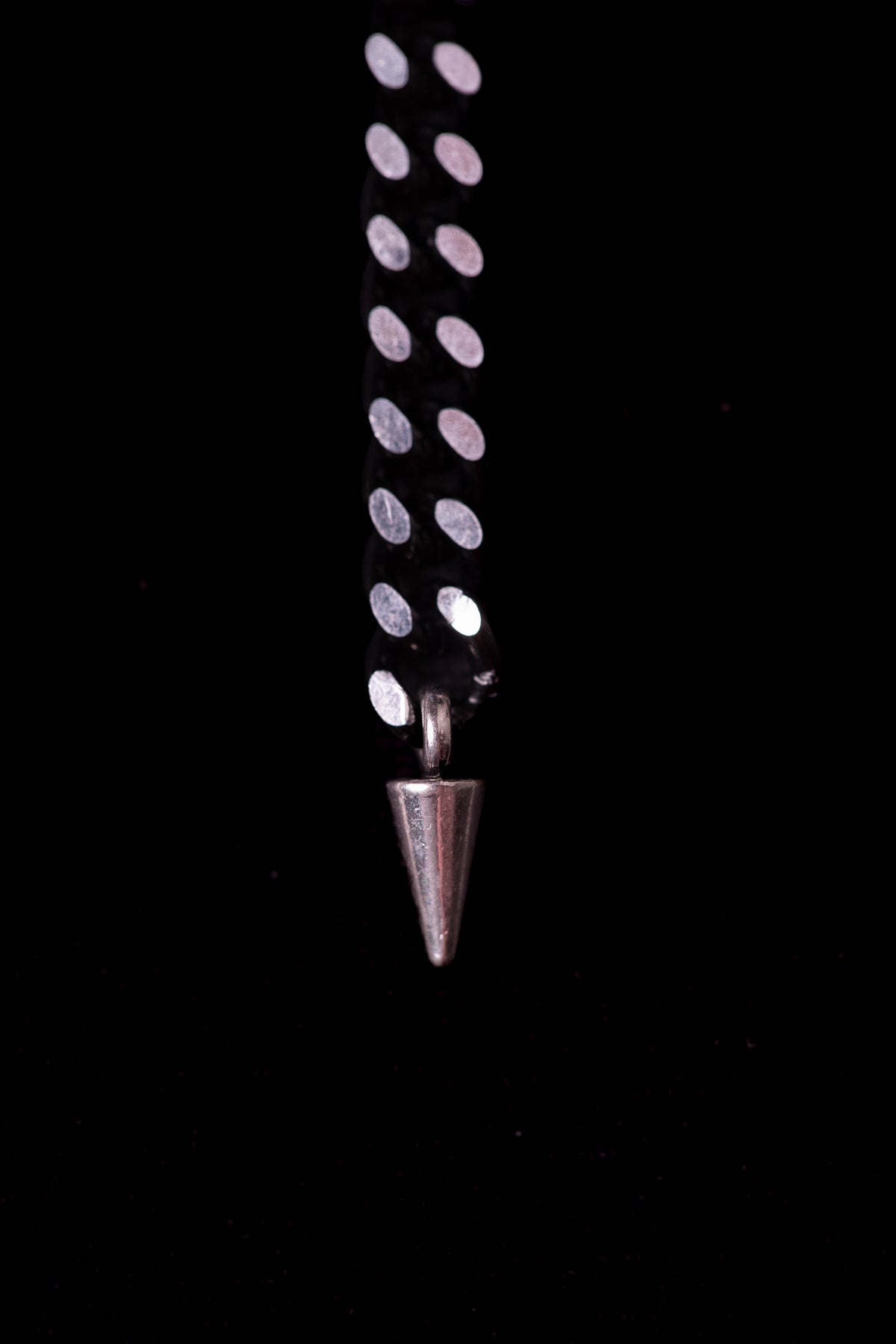 SHARMA Anna face chain — black, macro detail