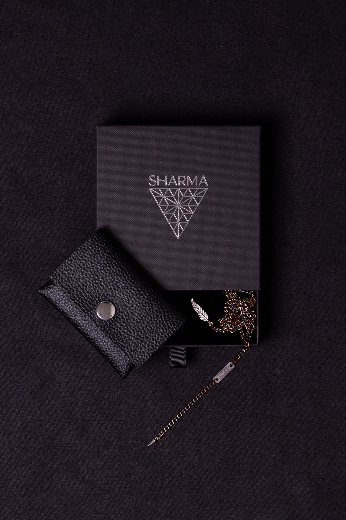 SHARMA Gaia face chain — bronze, packaging