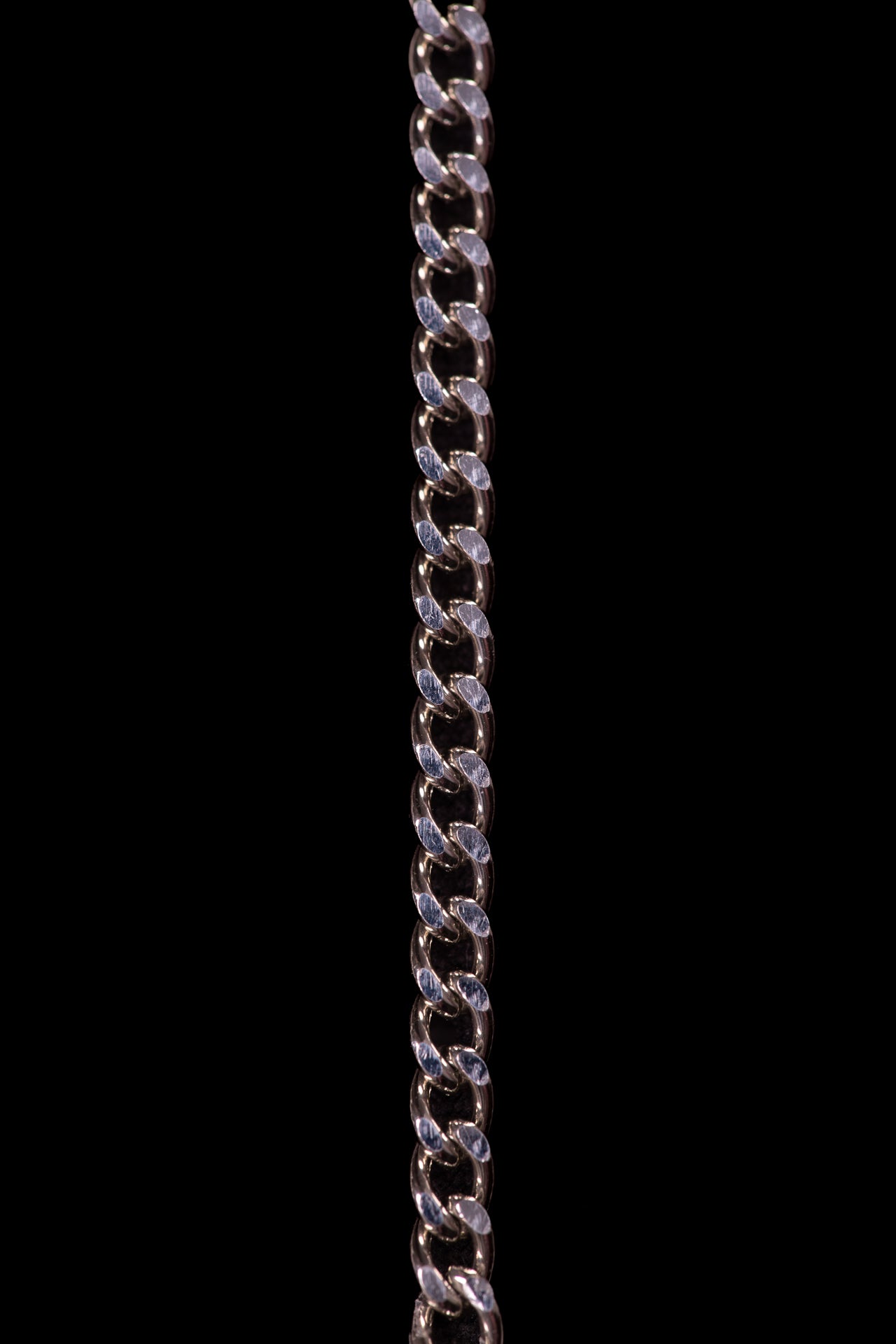 SHARMA Gaia face chain — silver, macro detail