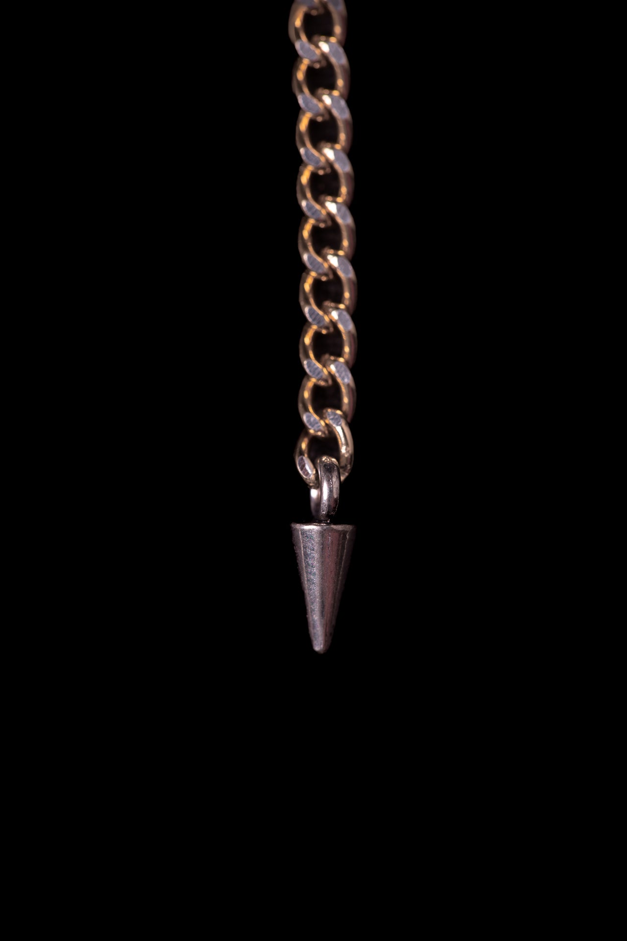 SHARMA Gaia face chain — gold, macro detail