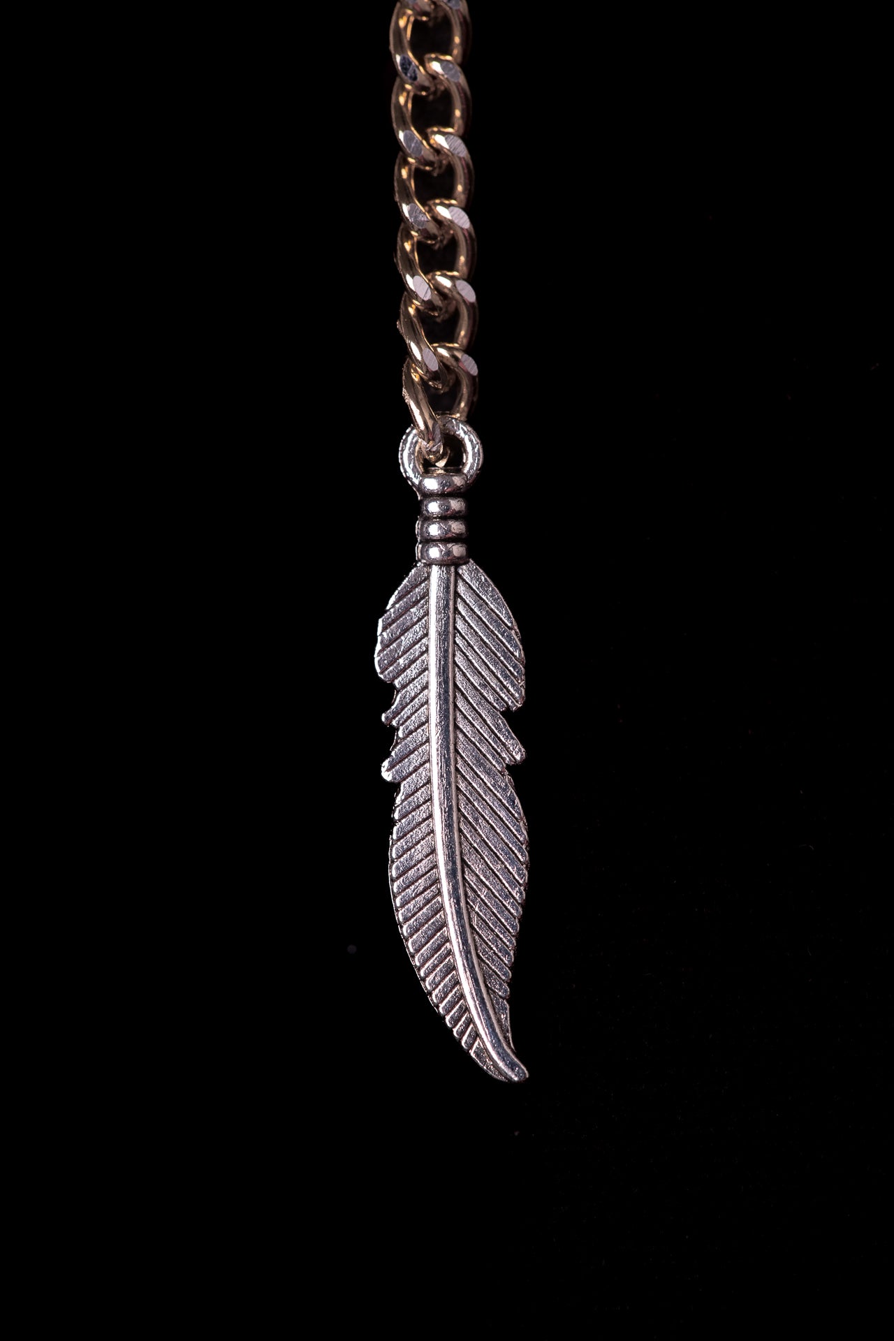 SHARMA Gaia face chain — gold, macro detail