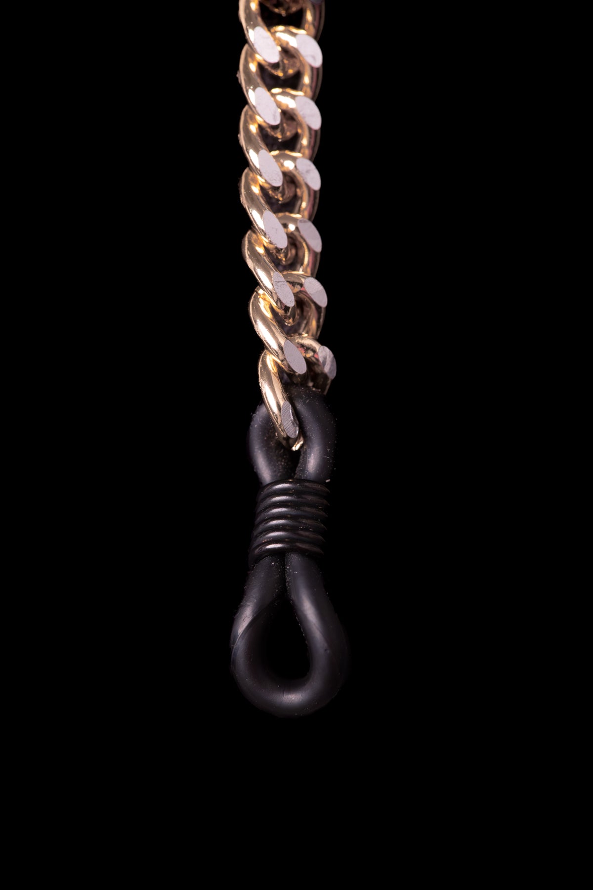 SHARMA Priscilla eyeglass chain — gold, macro detail