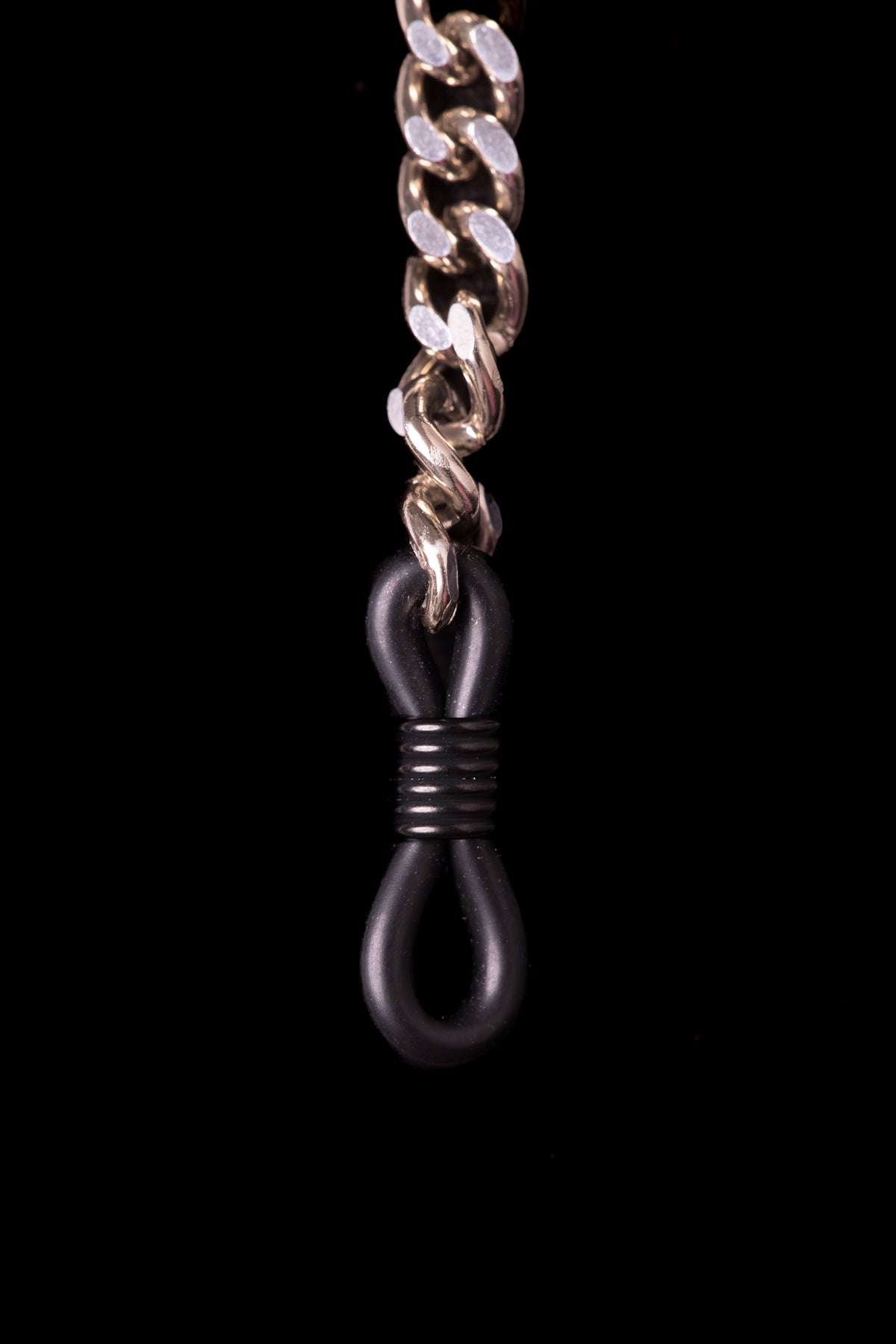 SHARMA Priscilla eyeglass chain — silver, macro detail