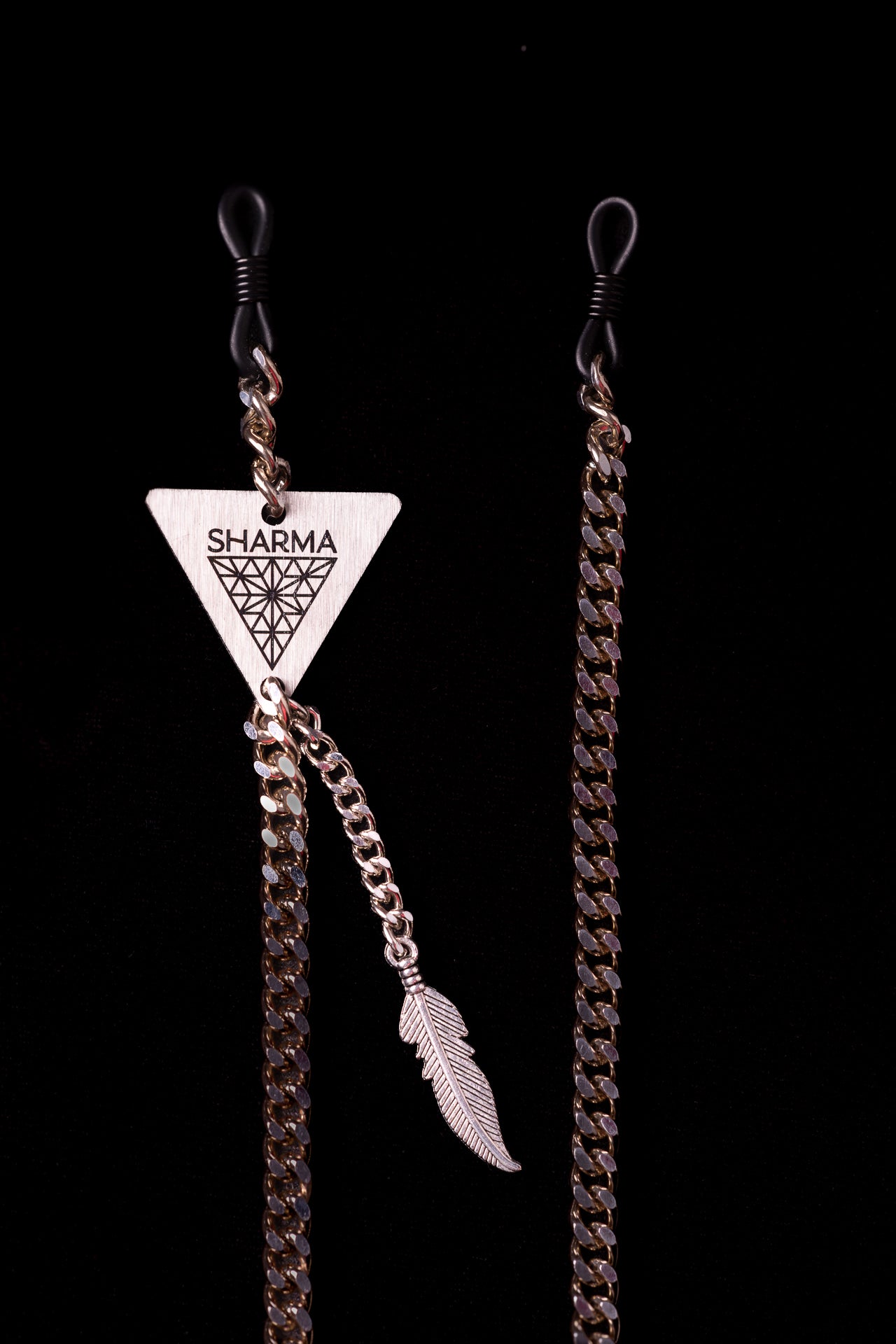SHARMA Priscilla eyeglass chain — silver, macro detail